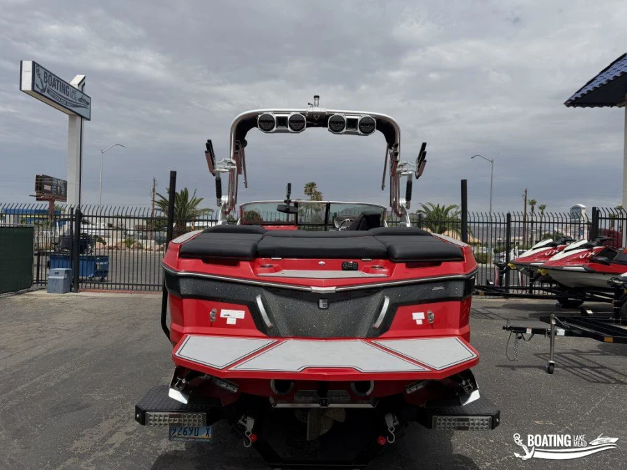 2021-mastercraft-xt22-141636-image4