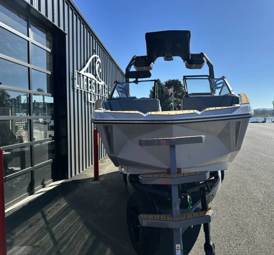 2027-nautique-g21-143716-image4