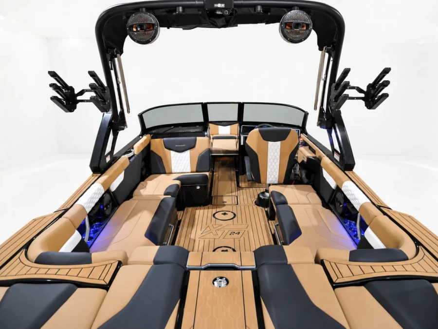 2025-mastercraft-xt24-128723-image11.webp