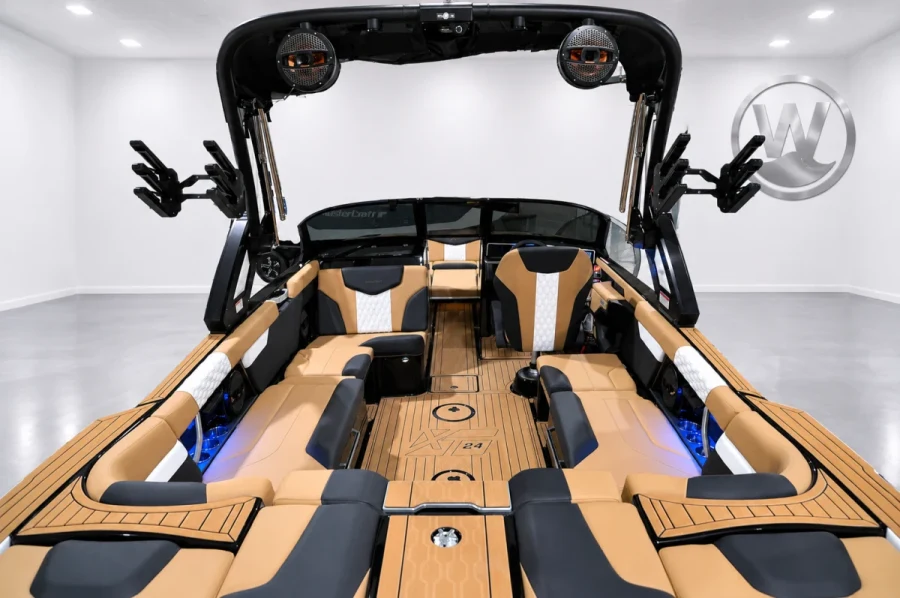 2025-mastercraft-xt24-128723-image17.webp