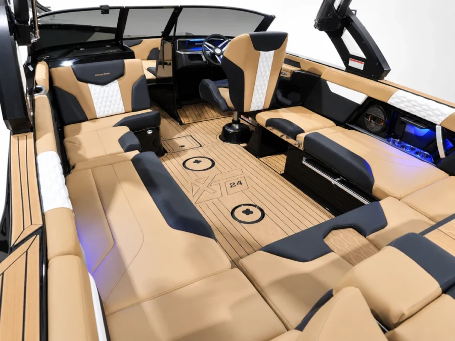 2025-mastercraft-xt24-128723-image8.webp