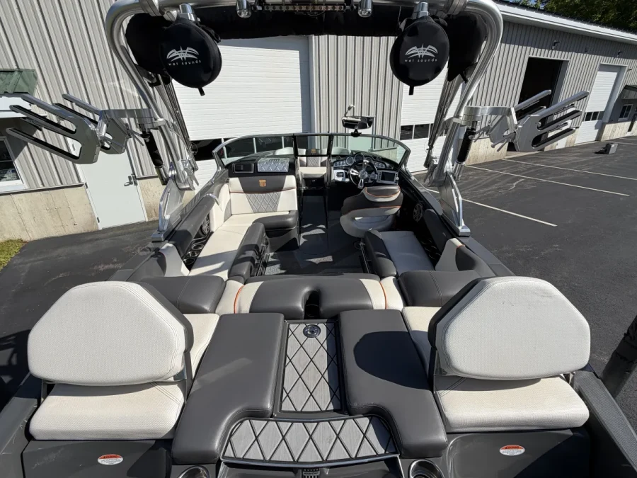 2015-mastercraft-x20-140231-image12.webp