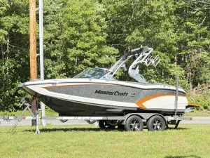 2015-mastercraft-x20-140231-image2.webp