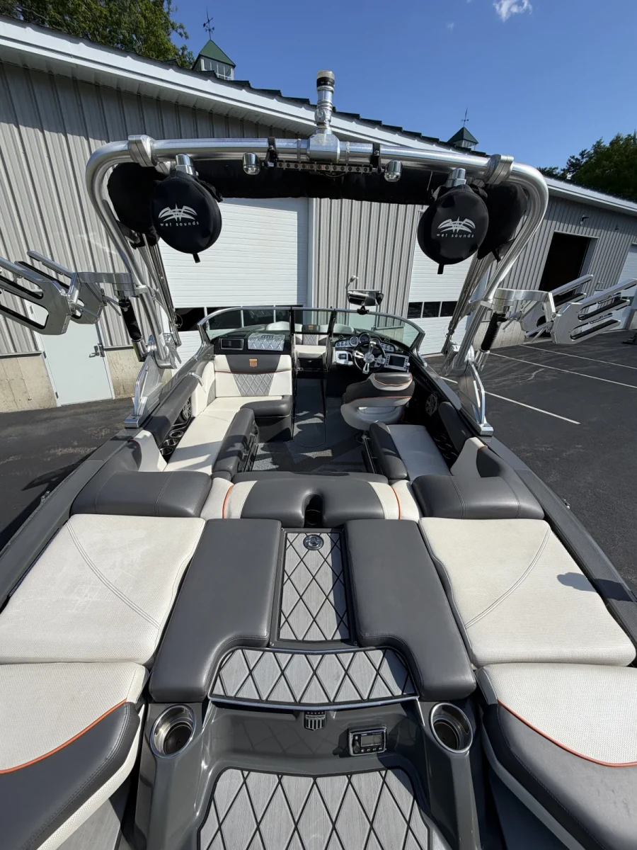 2015-mastercraft-x20-140231-image9.webp