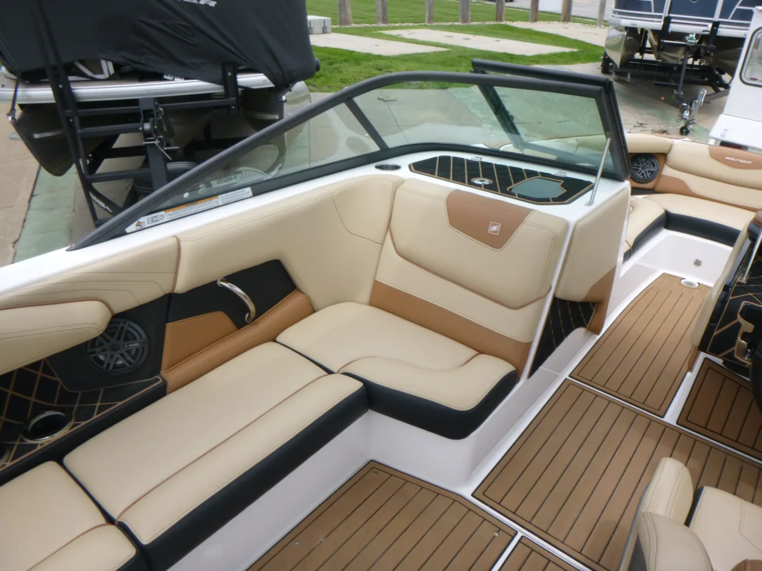 2019 Nautique GS20
