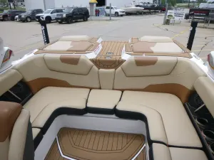 2019-nautique-gs20-140240-image7.webp