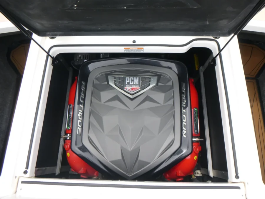 2019-nautique-gs20-140240-image8.webp