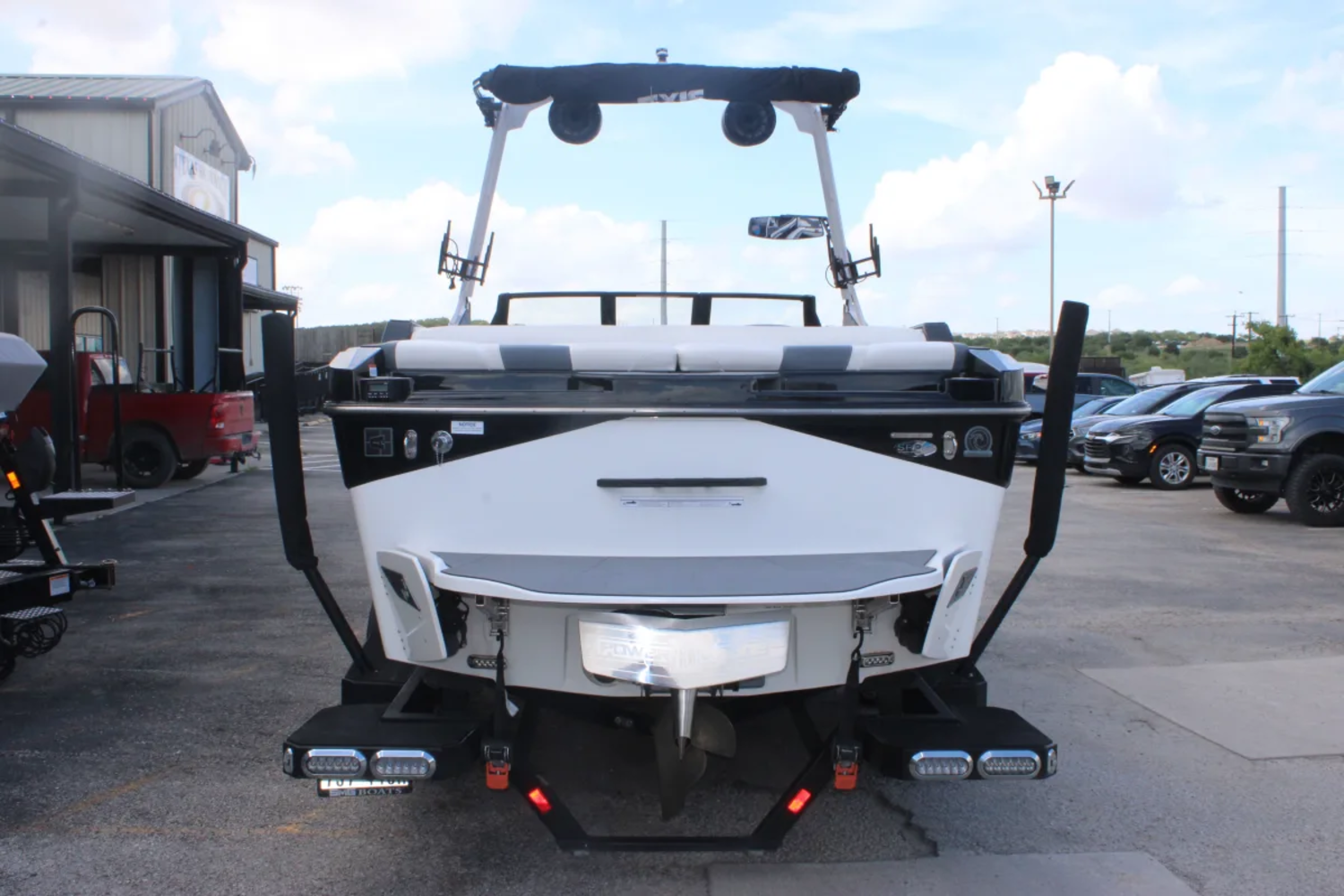 2023 Axis T235