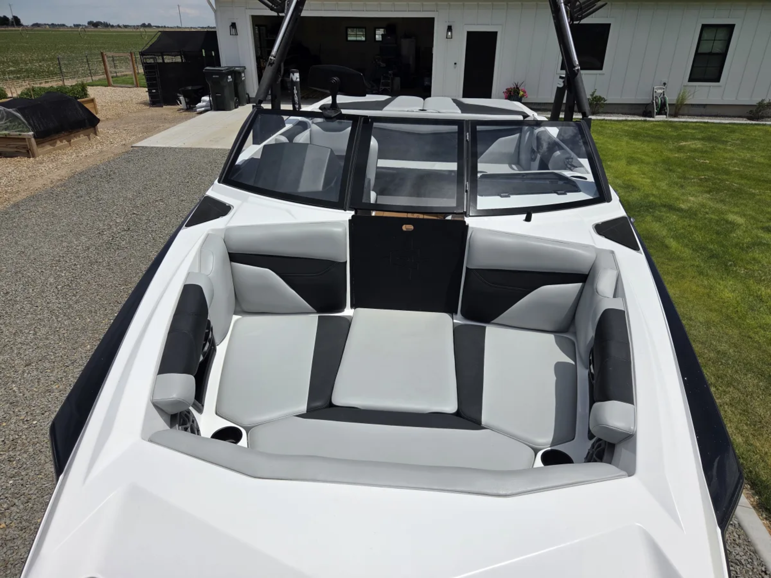 2021 Axis Boats A20