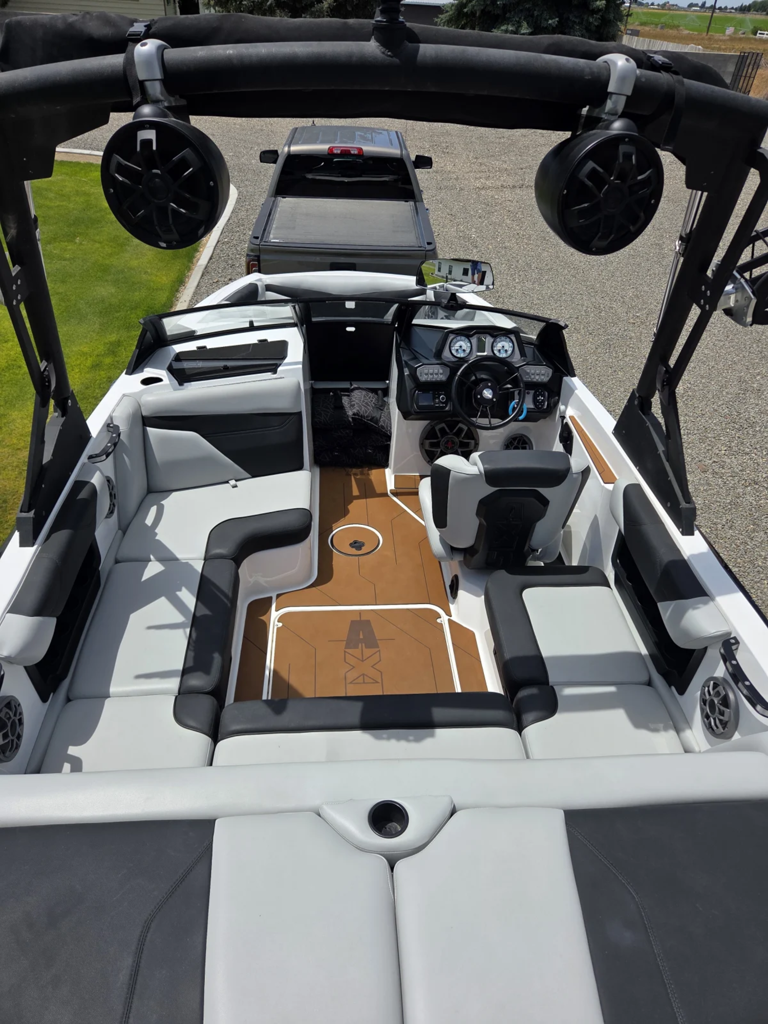 2021 Axis Boats A20