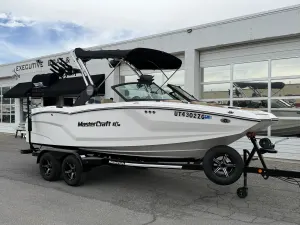 2024-mastercraft-nxt20-140260-image3.webp