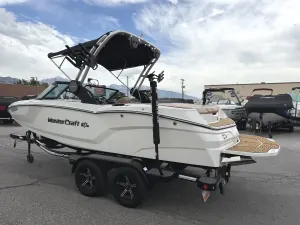 2024-mastercraft-nxt20-140260-image5.webp
