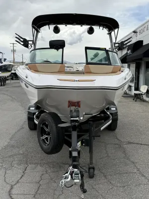 2024-mastercraft-nxt20-140260-image7.webp