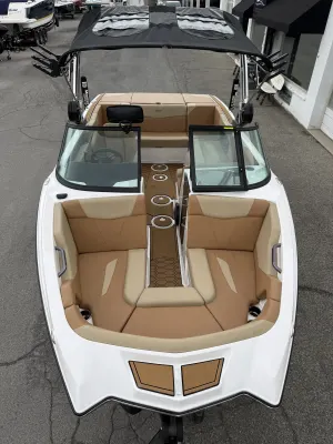 2024-mastercraft-nxt20-140260-image8.webp