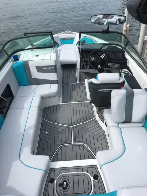 2018-nautique-super-air-nautique-210-140261-image2.webp