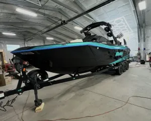 2023-malibu-wakesetter-26-lsv-140262-image1.webp
