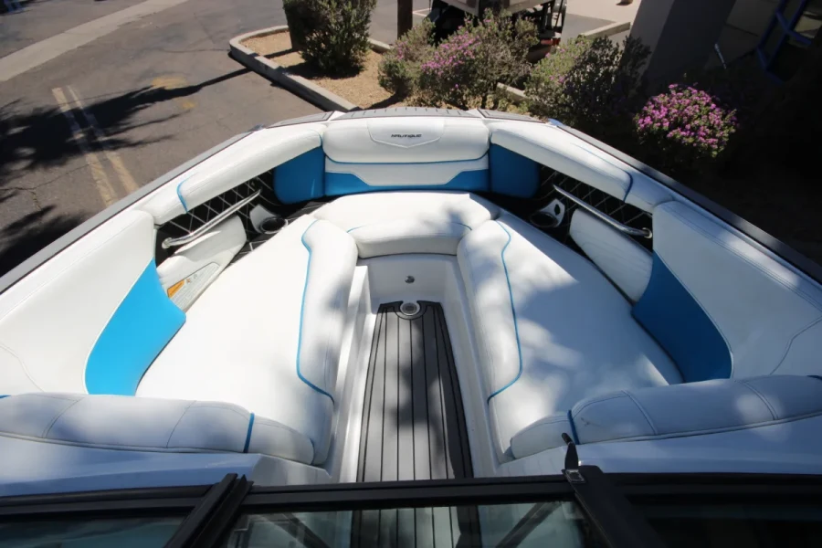 2019-nautique-gs22-140267-image10.webp
