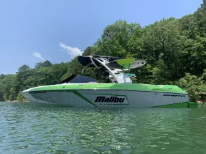 2020-malibu-wakesetter-23-lsv-140269-image0.webp
