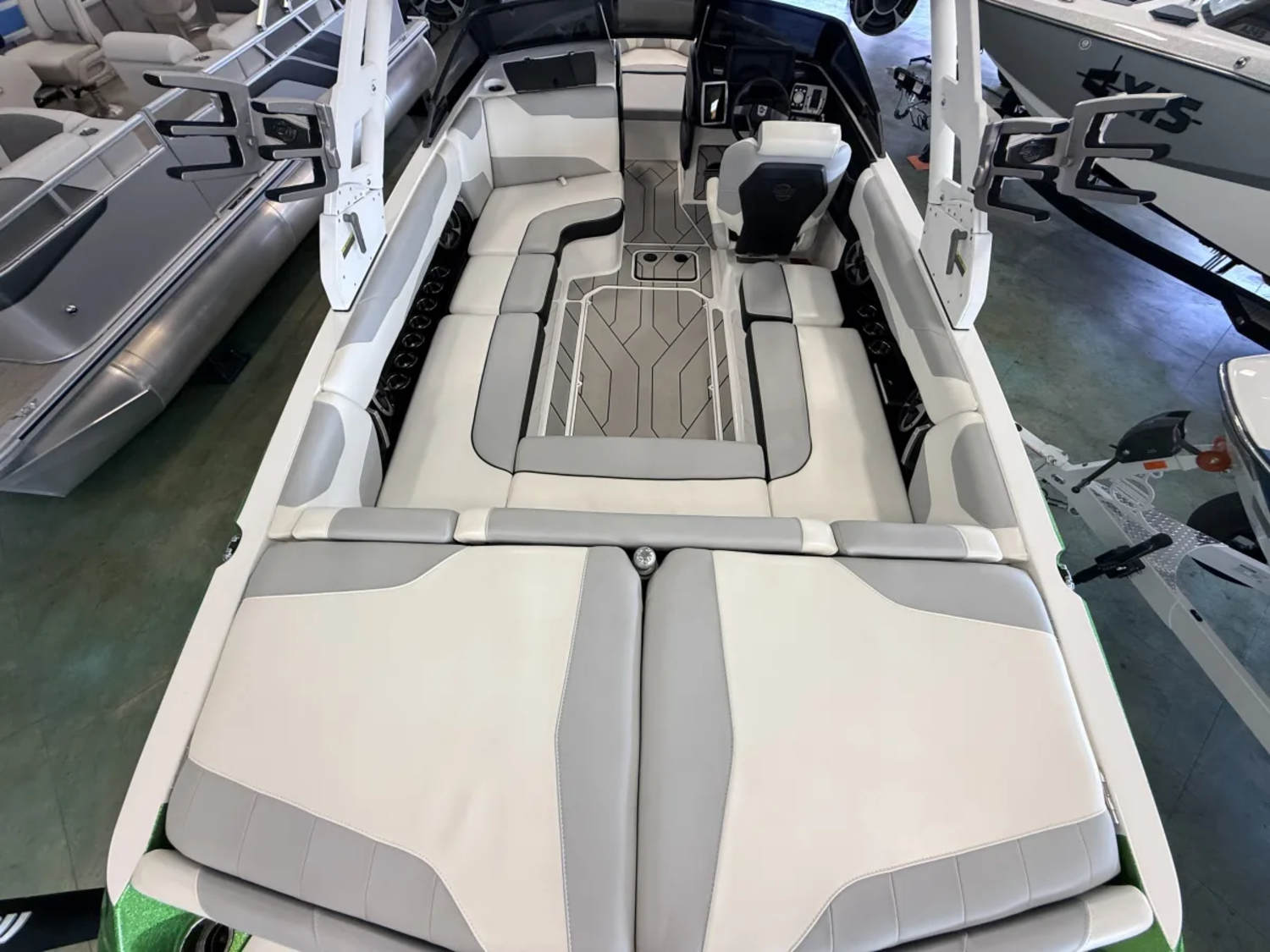 2020 Malibu Wakesetter 23LSV