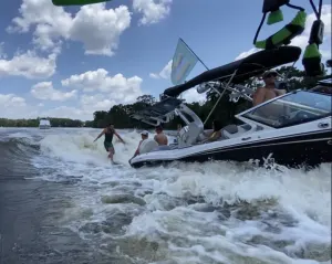 2017-mastercraft-x23-140275-image0.webp