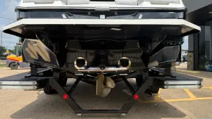 2018-mastercraft-xt23-140276-image5