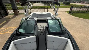 2018-mastercraft-xt23-140276-image9