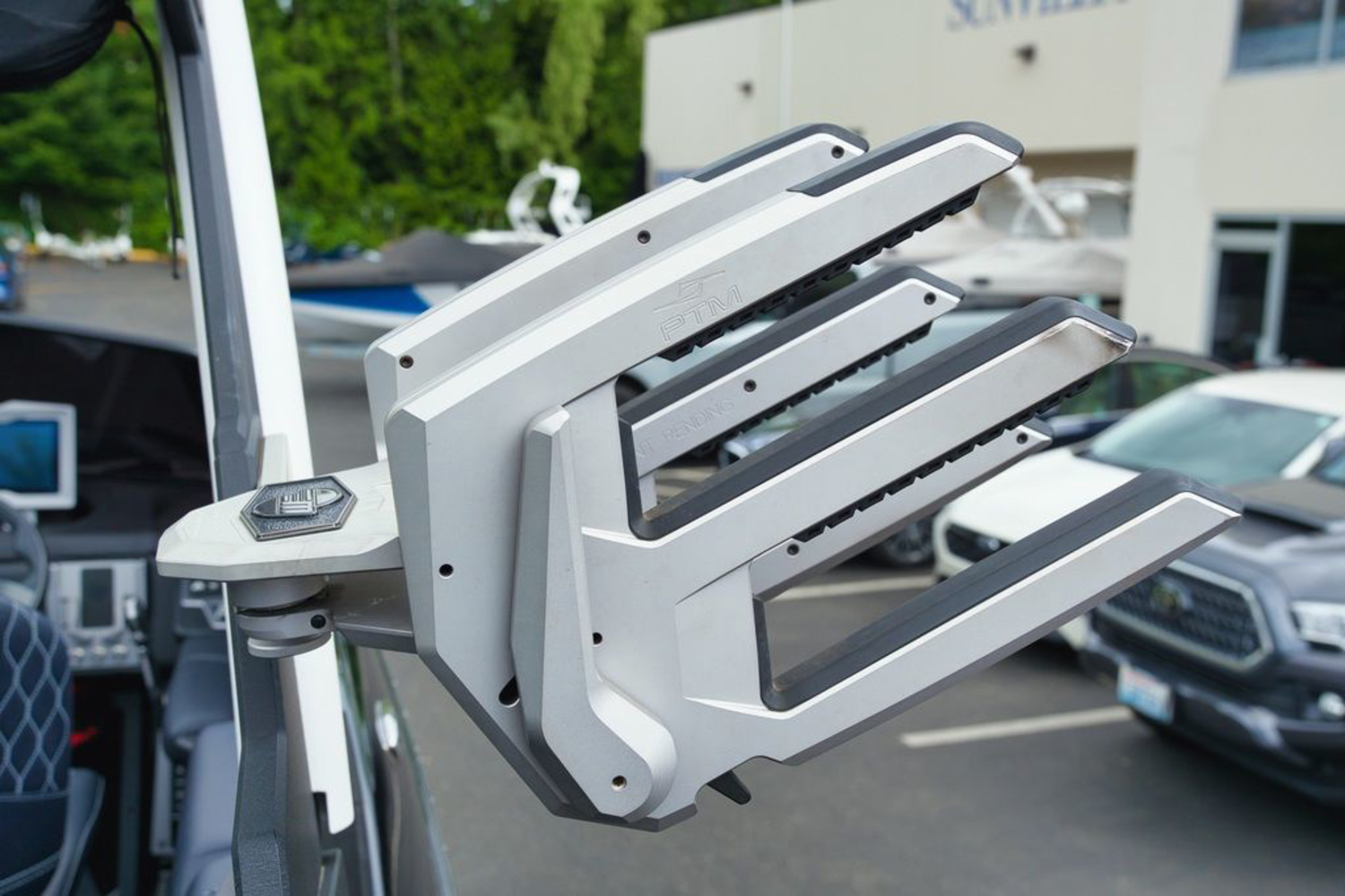 2024 Malibu Boats M220