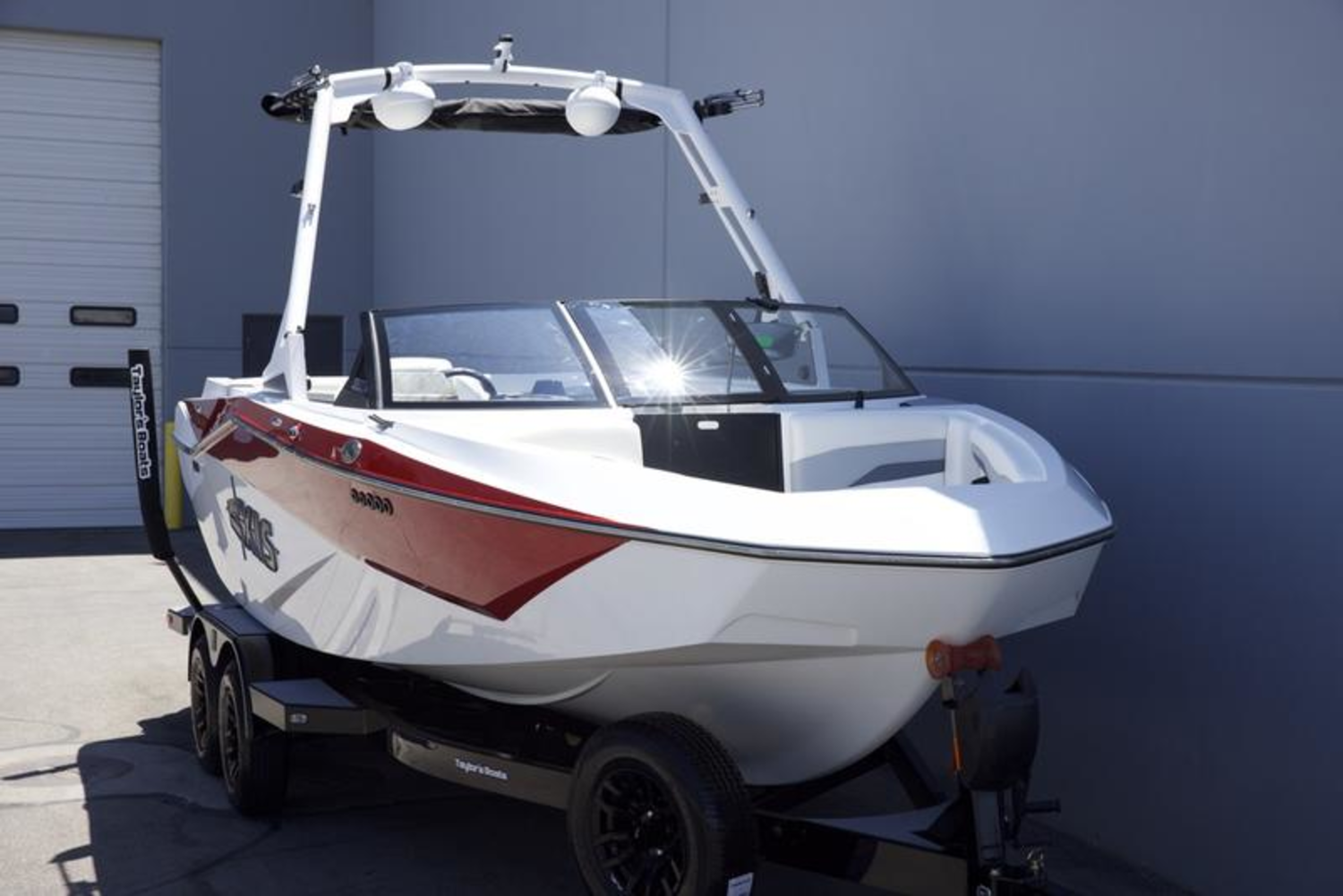 2025 Axis Wake Research T220