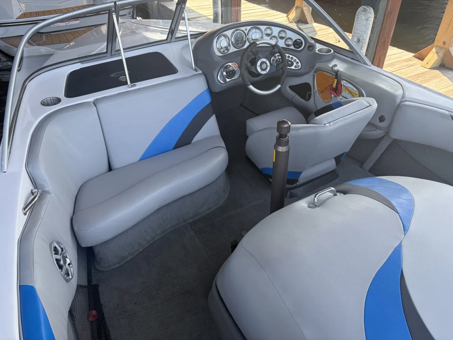 2007 Nautique 196