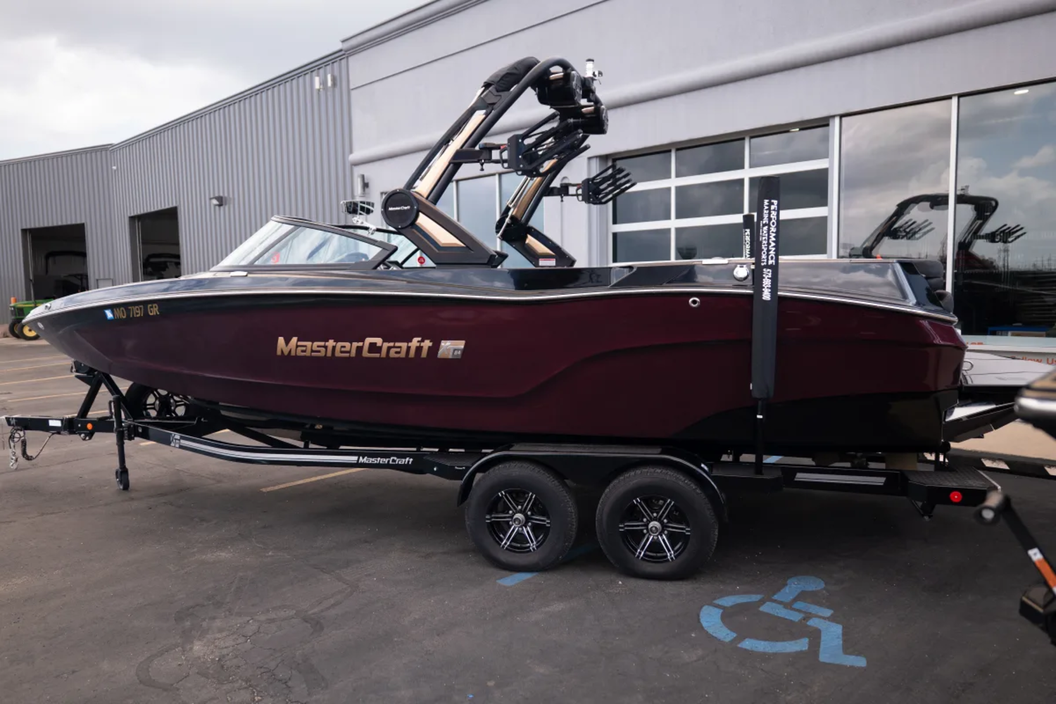 2022 MASTERCRAFT XT24 1 OWNER SERVICED 265HRS CALL US TODAY