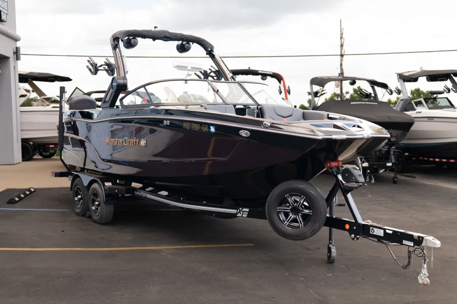 2022 MASTERCRAFT XT24 1 OWNER SERVICED 265HRS CALL US TODAY