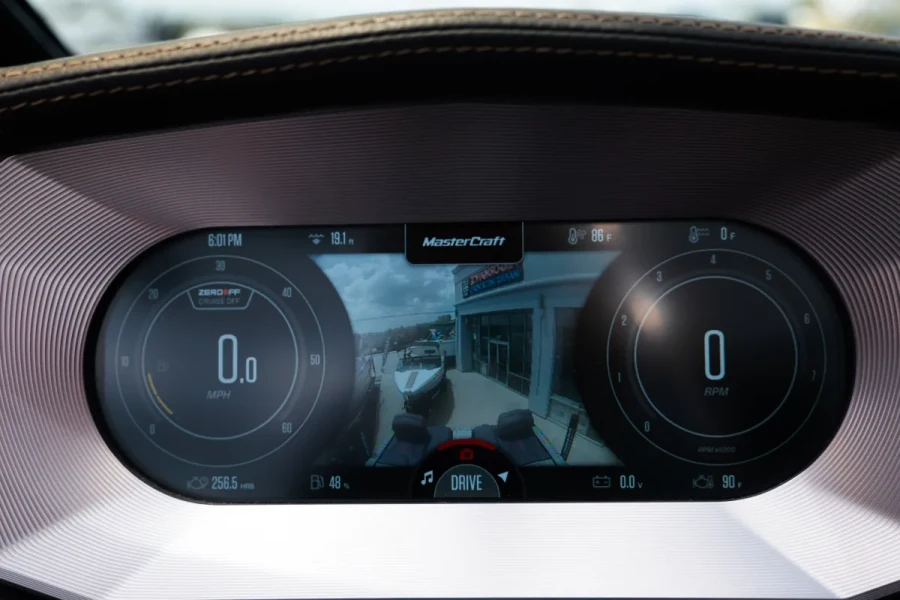 2022-mastercraft-xt24-141697-image13.webp