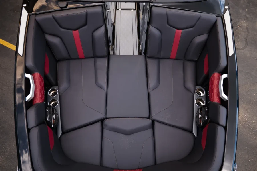 2022-mastercraft-xt24-141697-image17.webp