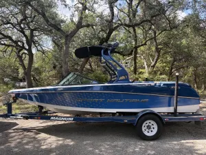 2011-nautique-sport-nautique-200-141699-image1_221532.webp