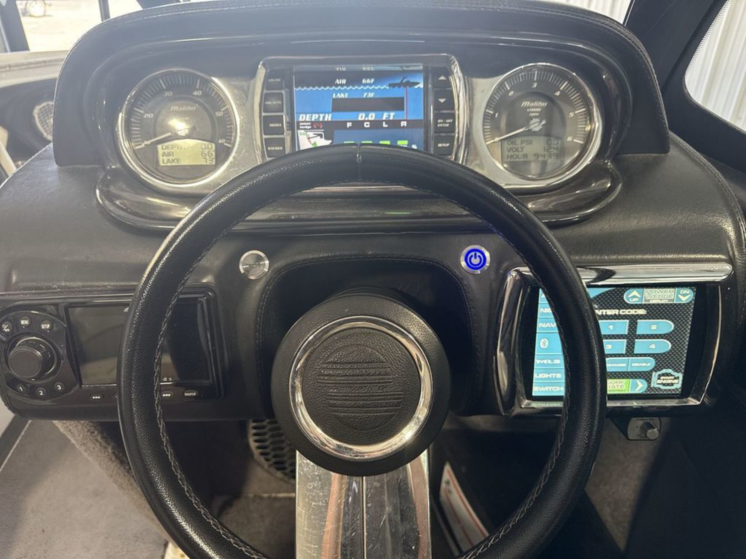 2014 Malibu Boats Wakesetter 247 LSV