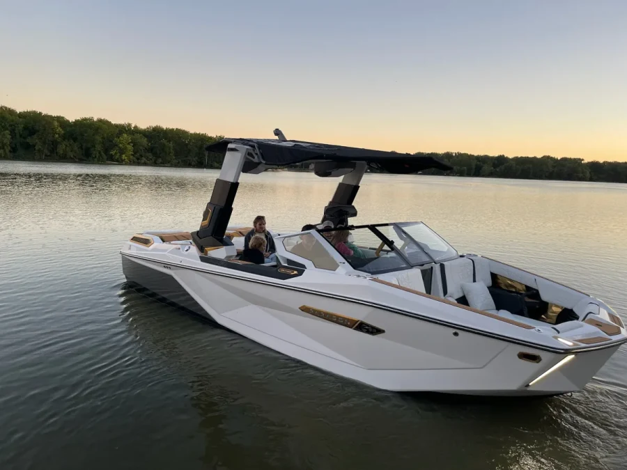 2024-nautique-g23-paragon-141763-image1.webp