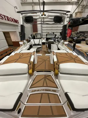 2024-nautique-g23-paragon-141763-image2.webp