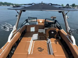 2026-malibu-wakesetter-23-lsv-141769-image6.webp