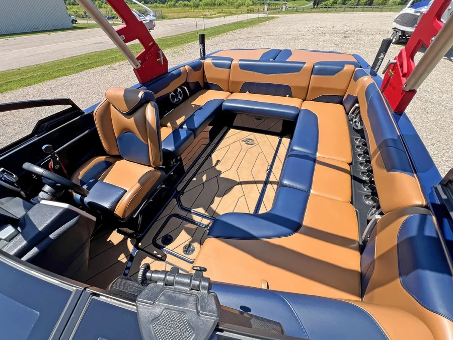 2023-malibu-wakesetter-23-lsv-141773-image11.webp