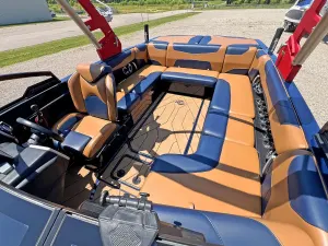 2023-malibu-wakesetter-23-lsv-141773-image11.webp