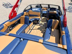2023-malibu-wakesetter-23-lsv-141773-image13.webp