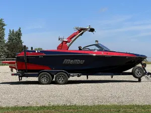 2023-malibu-wakesetter-23-lsv-141773-image2.webp