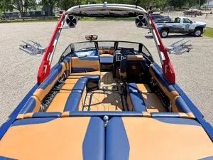 2023-malibu-wakesetter-23-lsv-141773-image3.webp