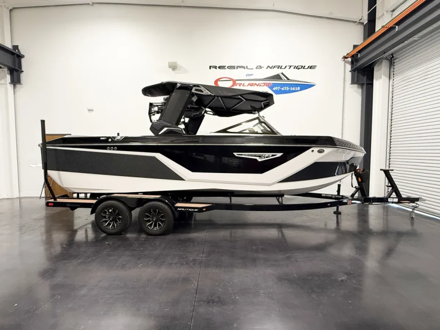 2026-nautique-s23-141791-image1.webp