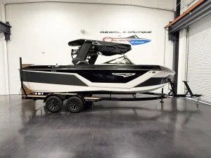 2026-nautique-s23-141791-image1.webp