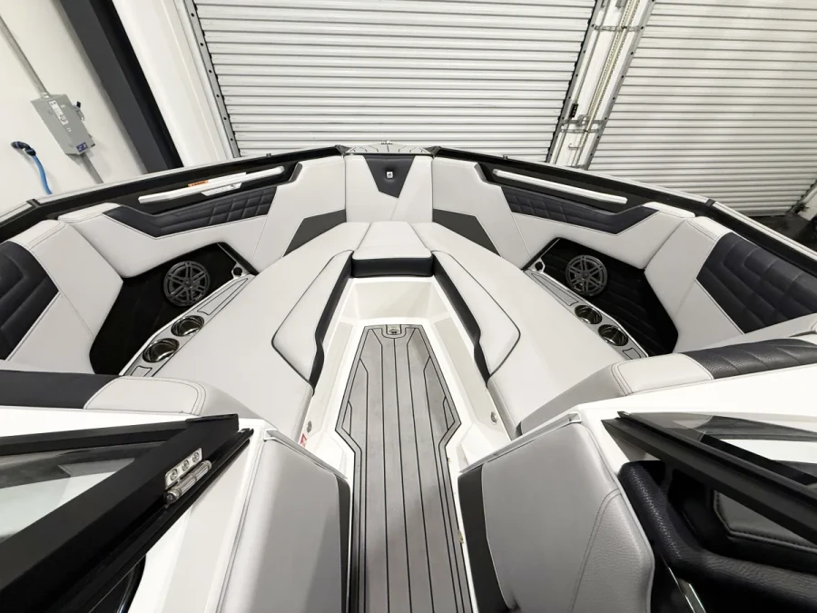2026-nautique-s23-141791-image9.webp