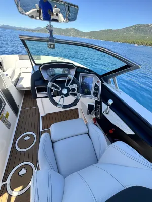 2021-mastercraft-x24-141813-image7.webp