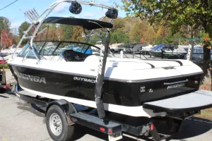 2009-moomba-outback-v-141830-image3