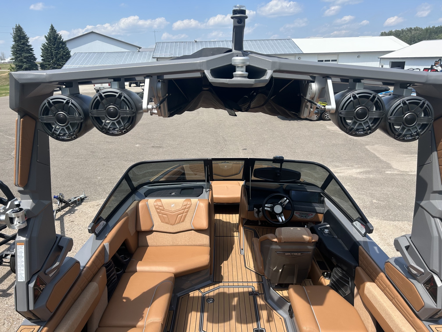 2022 Nautique G23