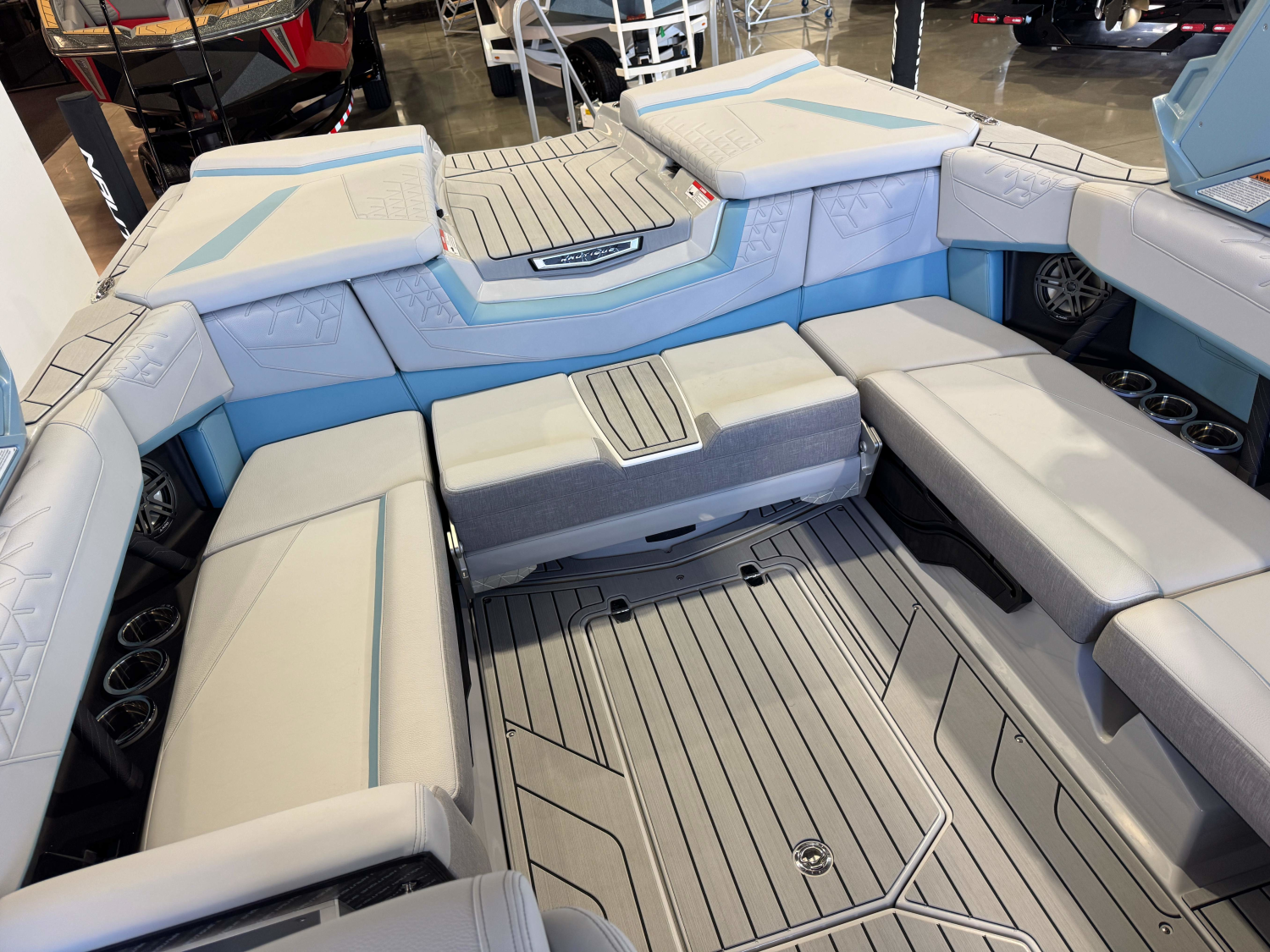 2027 Nautique Super Air Nautique S23